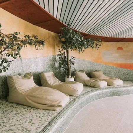 Otel Montana 4*