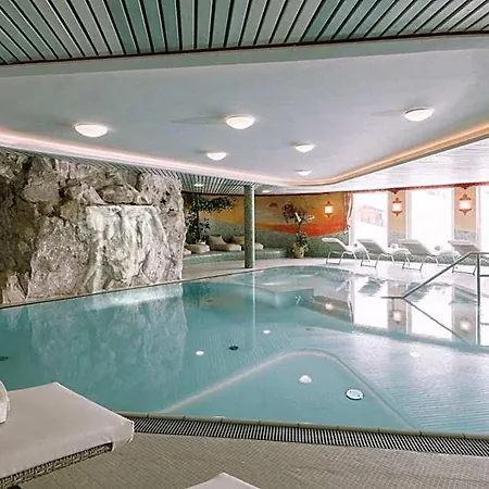 Montana Hotel