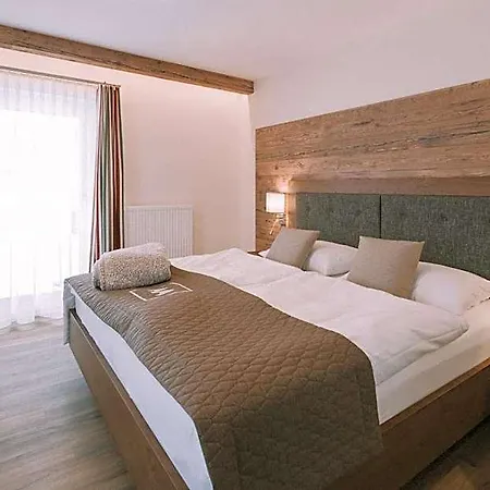 Montana Hotel 4*