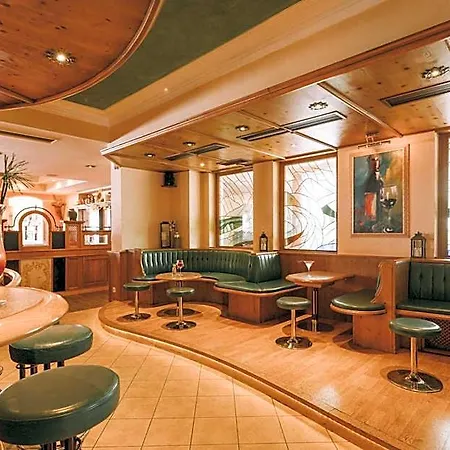 Montana 4*