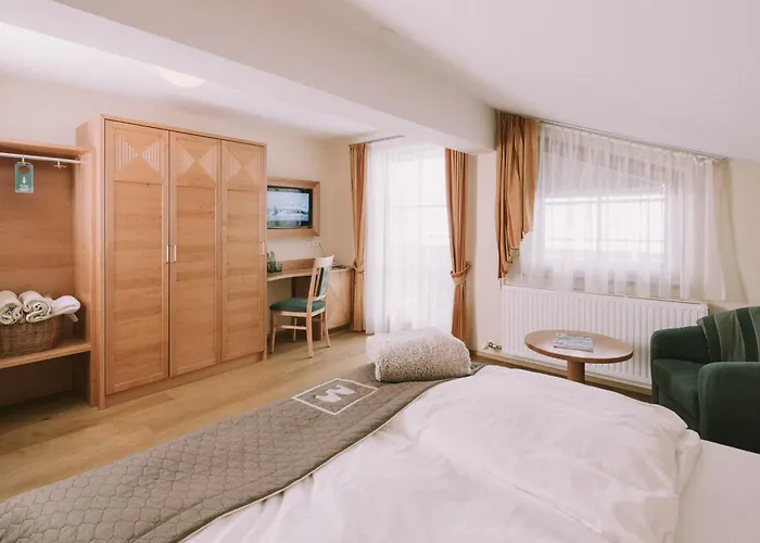 Montana Hotel